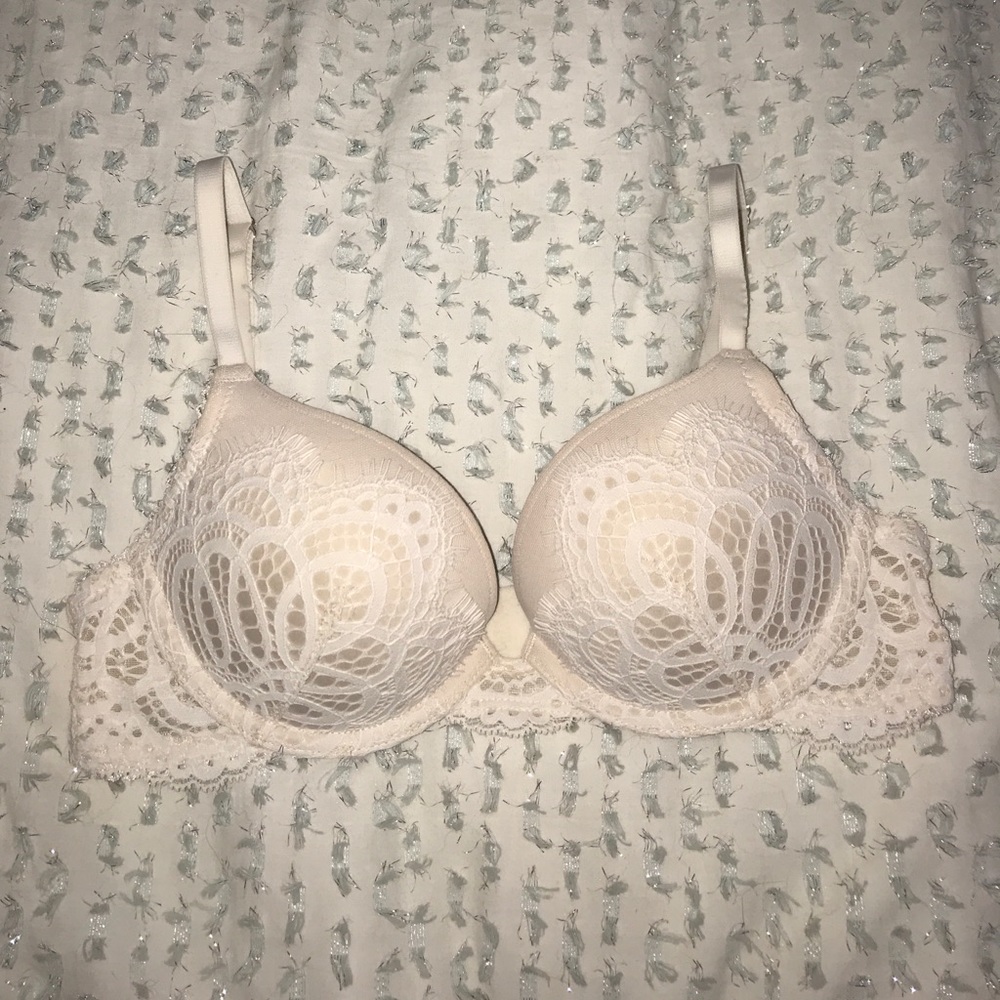 Victoria’s Secret Dream Angels Bra