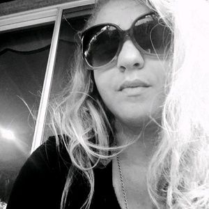 Meet your Posher, Dani