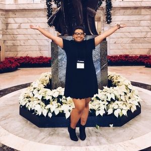 Meet your Posher, Emily