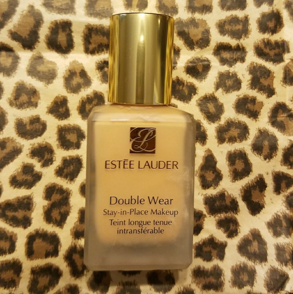 Estee Lauder Doublewear foundation