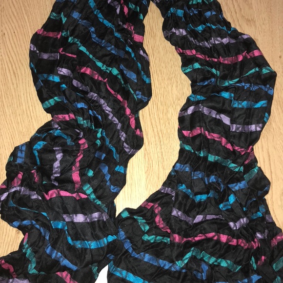 Calvin Klein Scarf - Picture 1 of 3