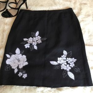 Ann Taylor Loft Black Skirt With Applique