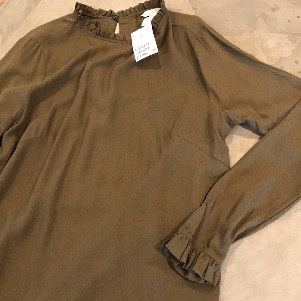 NWT army green dress with ruffled neck and sleeves