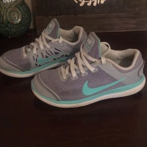 Girls Nike Shoes