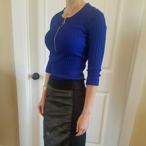 NWT INC blue half zip 3/4 sleeve top gold zip