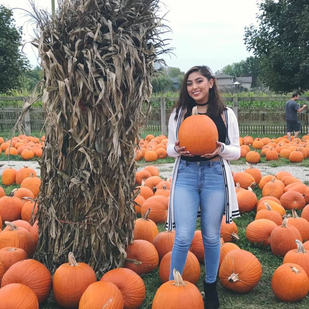 Meet your Posher, Stephanie