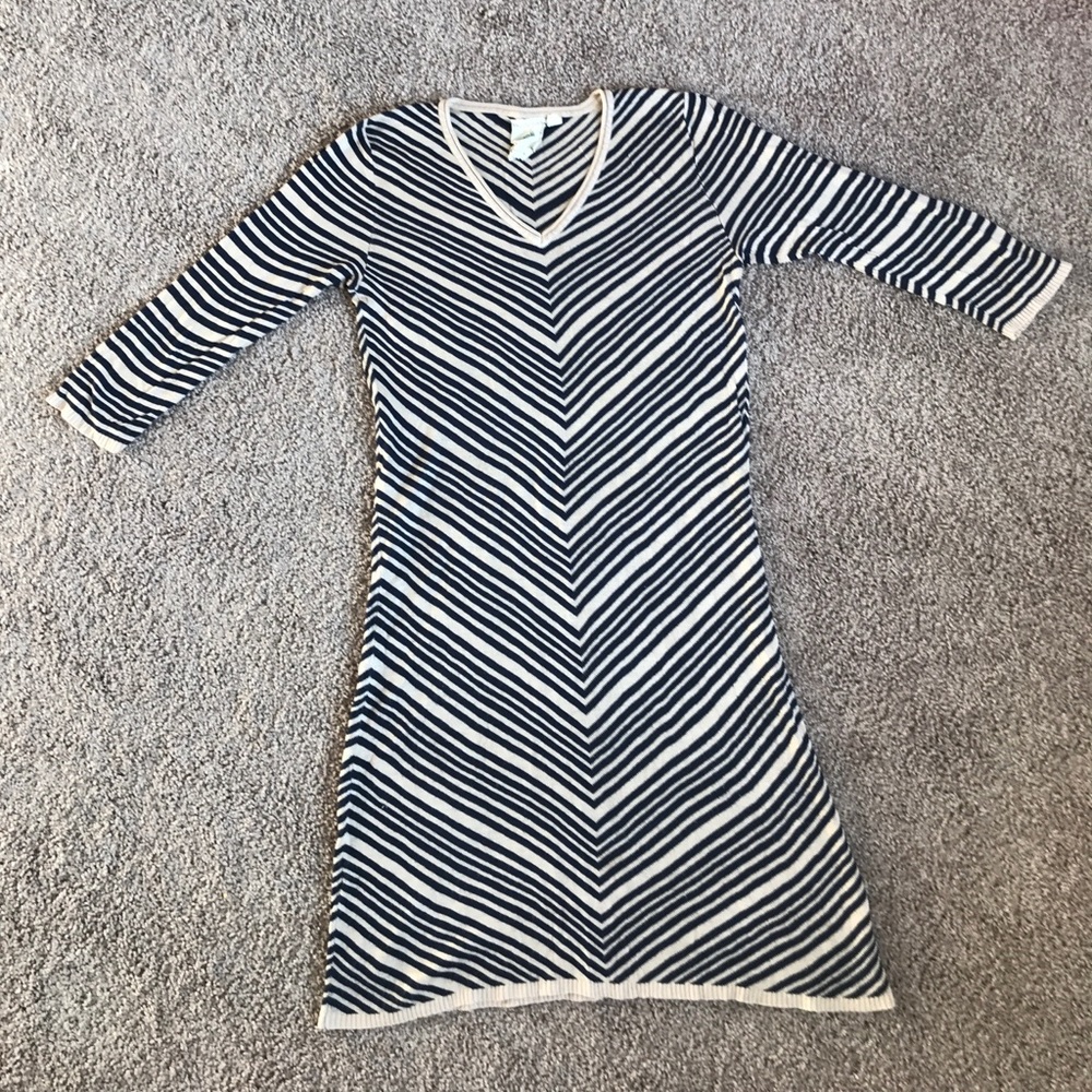 Geometric blue and tan sweater dress - Picture 1 of 4
