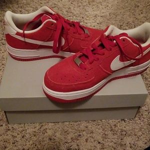 Red Nike Air Force