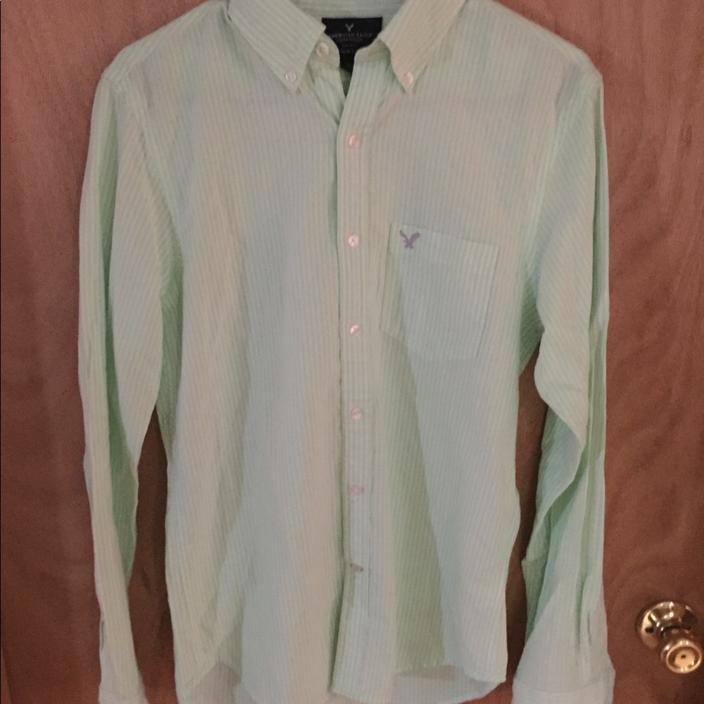 American Eagle button up!
