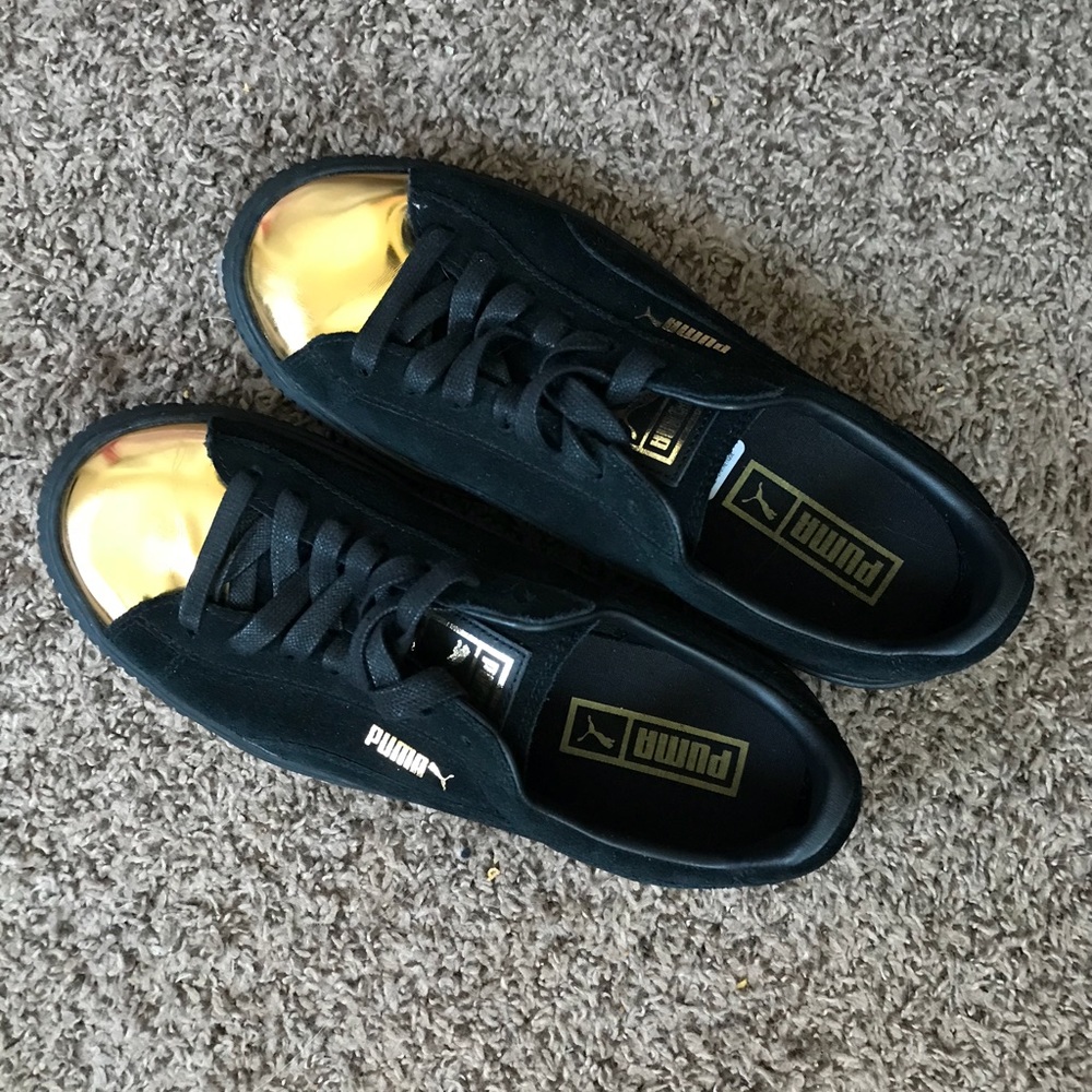 Gold Tipped Pumas
