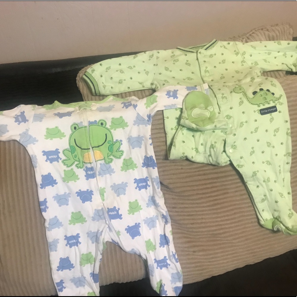 CARTER’S Just One Year: Sz 6 Mth LS Footed Pajamas