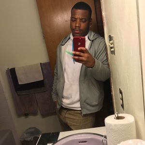 Meet your Posher, Garrick