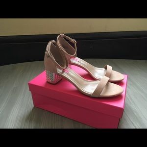 Betsy Johnson- Nyla Blush