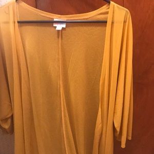 Sheer golden Lindsay M