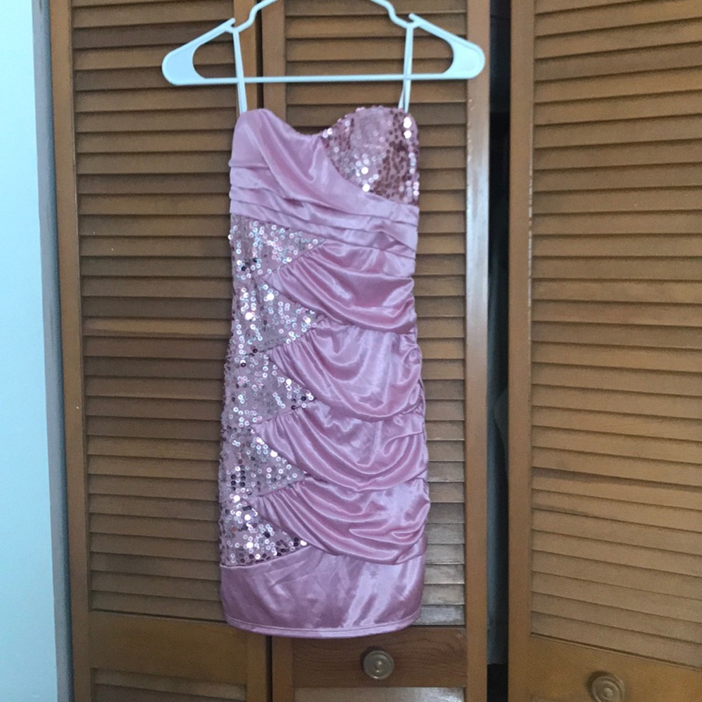 Sparkly bodycon dress