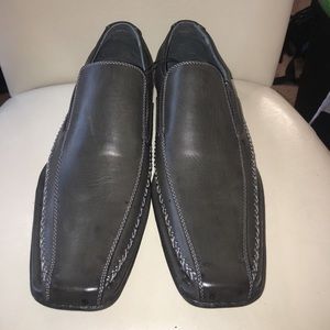 Brand new Never worn Madden men’s loafer