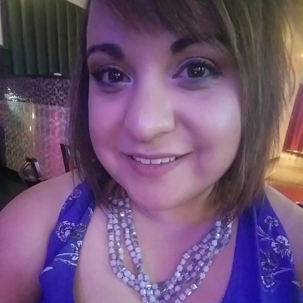 Meet your Posher, Consuelo