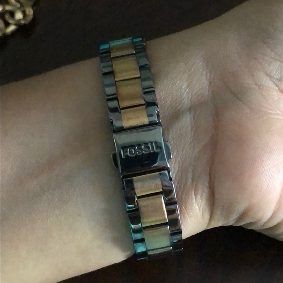 Fossil Watch - Picture 3 of 4
