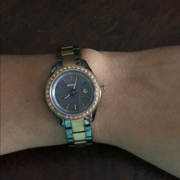 Fossil Watch - Picture 4 of 4
