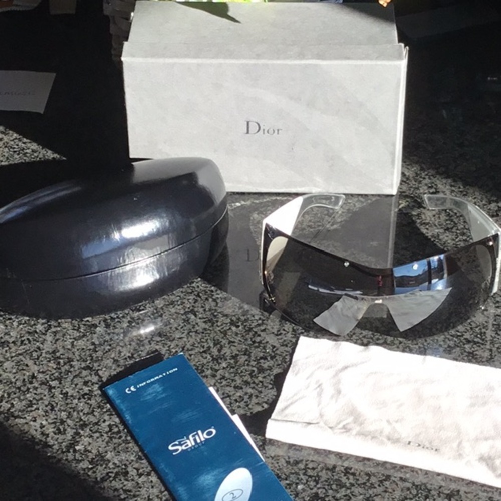 Dior Grand Salon Palladium Crystal (KM6SF)