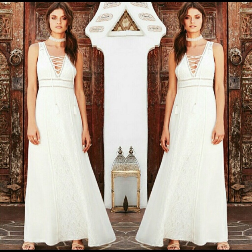 Lulu’s white crochet maxi dress