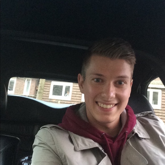 Meet your Posher, Christian - Picture 1 of 1
