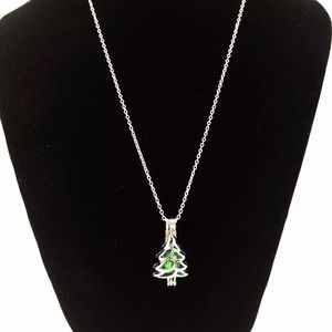 Christmas Tree Necklace w/ Perfume Diffuser
