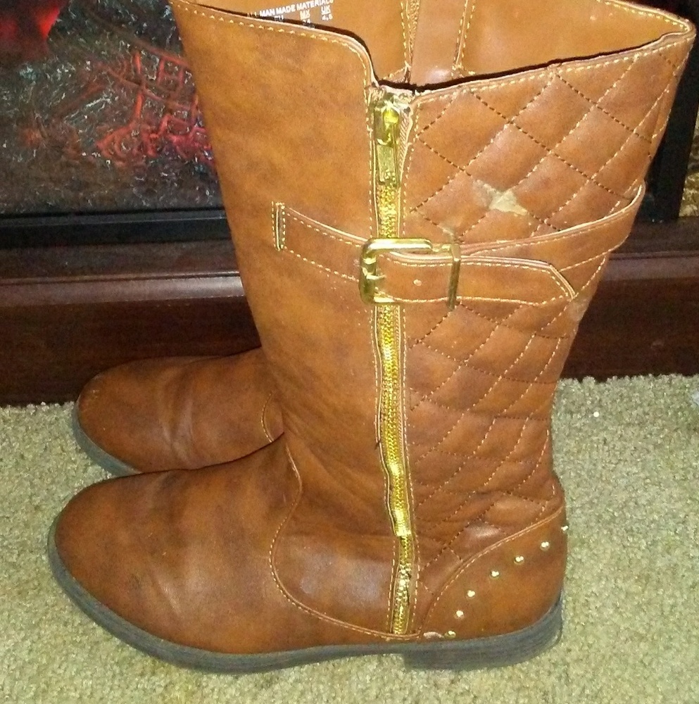 Girls stylish boots