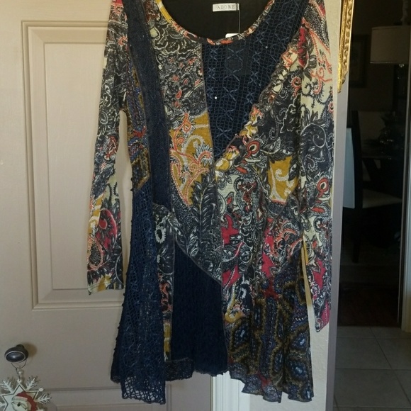 Adore New Tunic Too - Picture 2 of 3