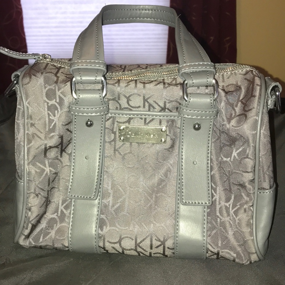 Grey hand bag