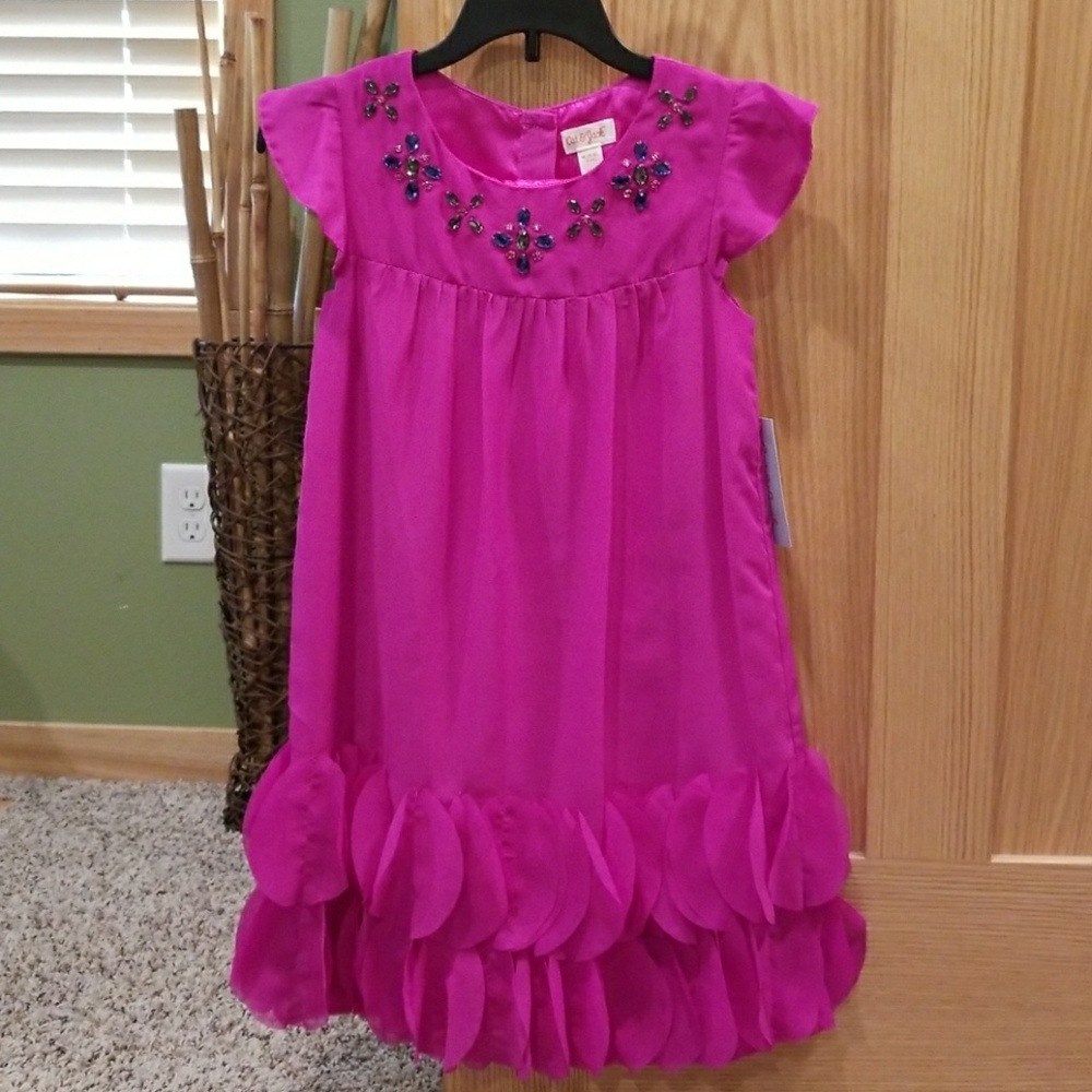 Girls dress