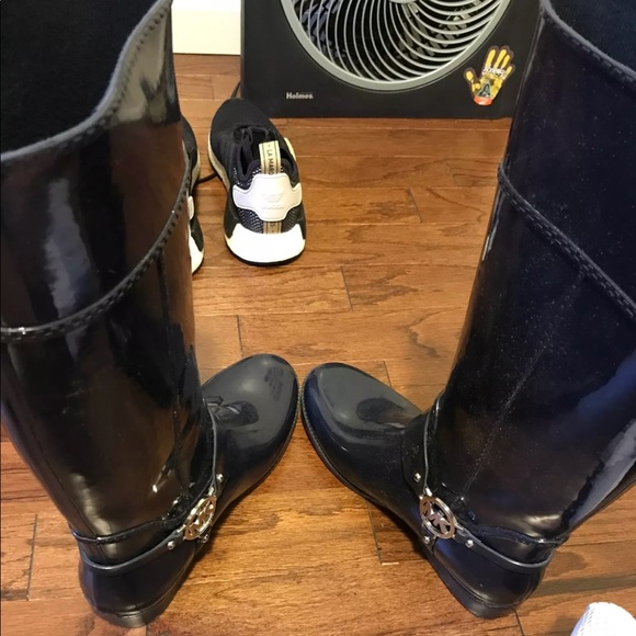 Mk rain boots - Picture 2 of 3