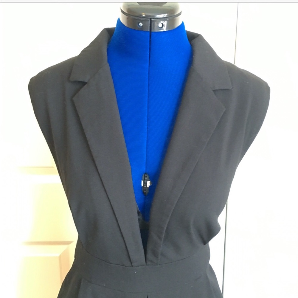 Flared Skirt Deep V Dress with Pockets - Picture 3 of 8
