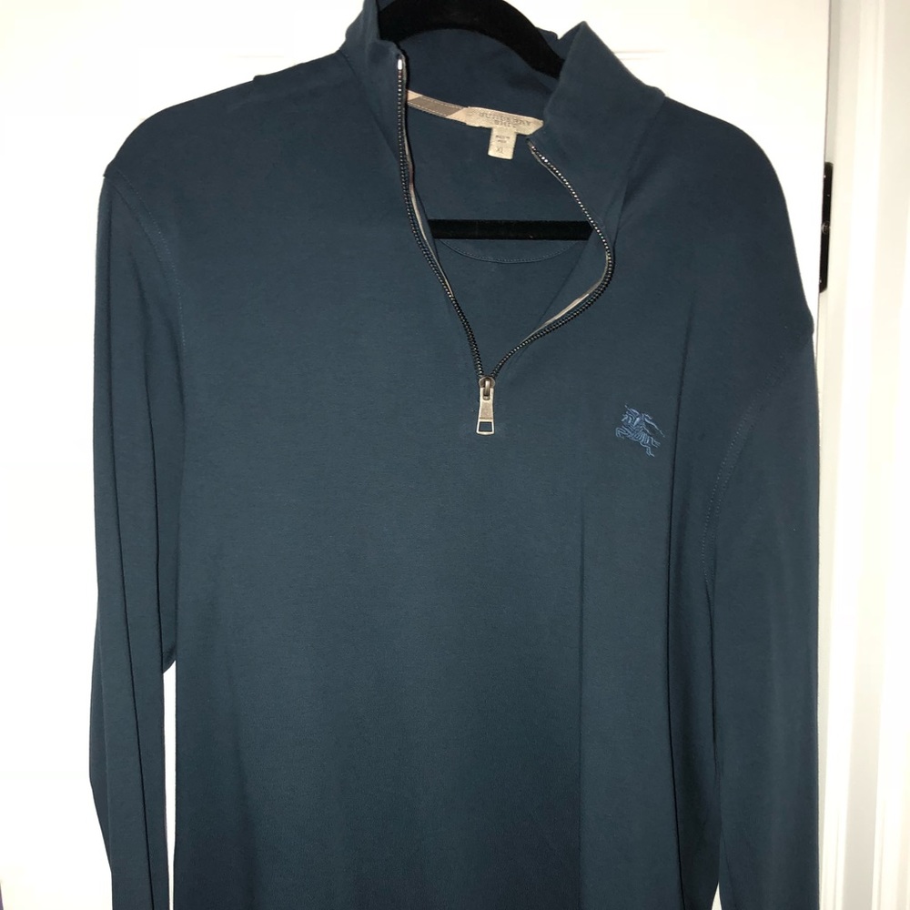 SOLD Ⓜ️Men’s Burberry Shirt XL