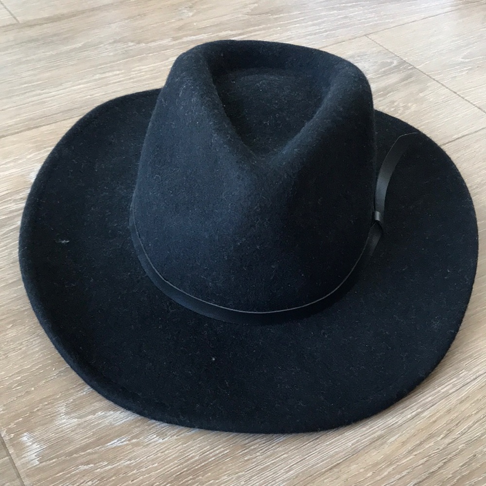 Hat - Picture 2 of 3