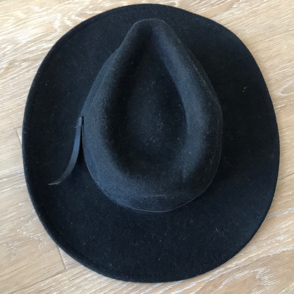 Hat - Picture 3 of 3
