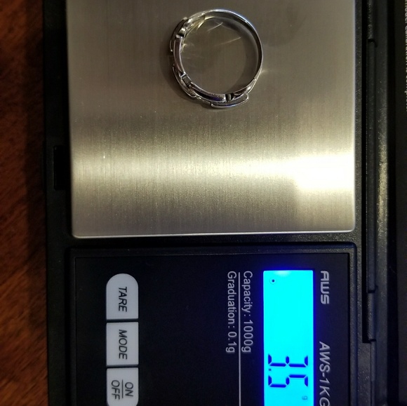 14k solid white gold ring - Picture 2 of 8