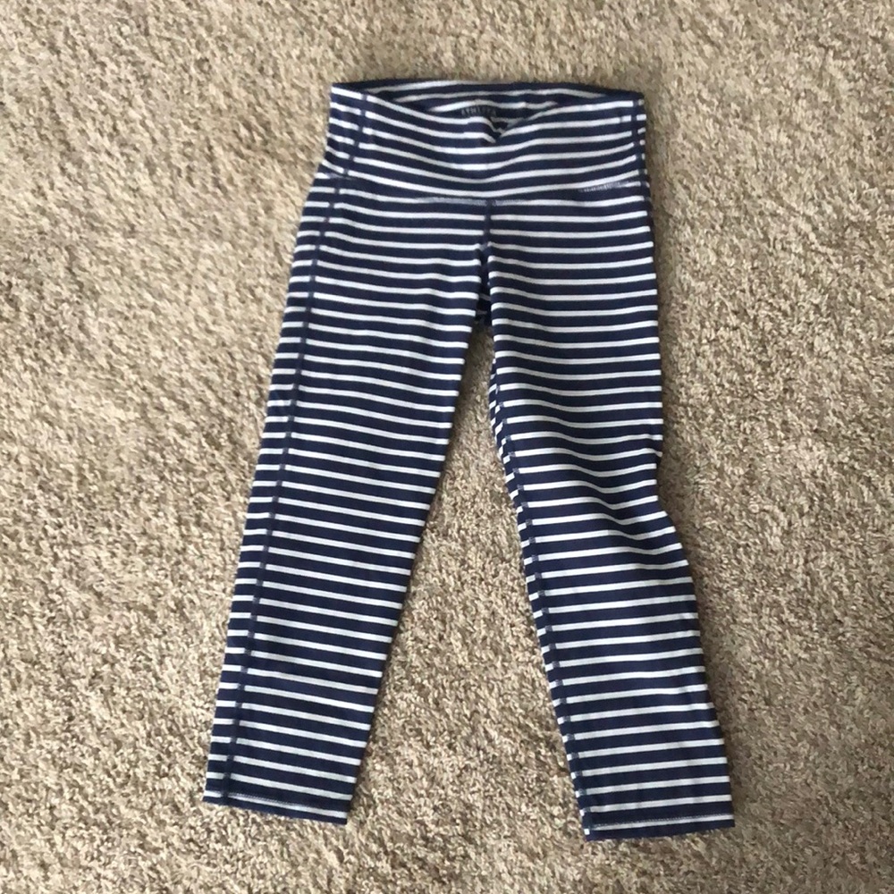 Athleta Chatarunga capris