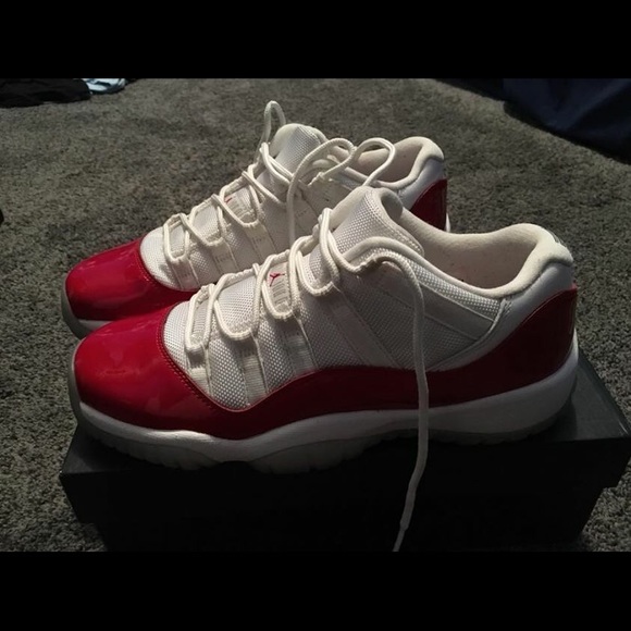 Shoes - Picture 5 of 6