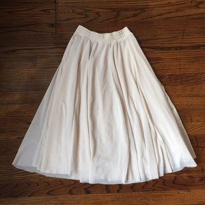 H&M Mesh Ballerina Skirt - Sex and the City Style