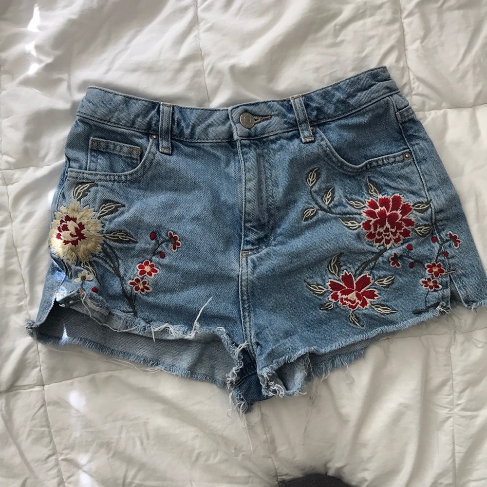 Topshop Embroidered Mom Jean Shorts