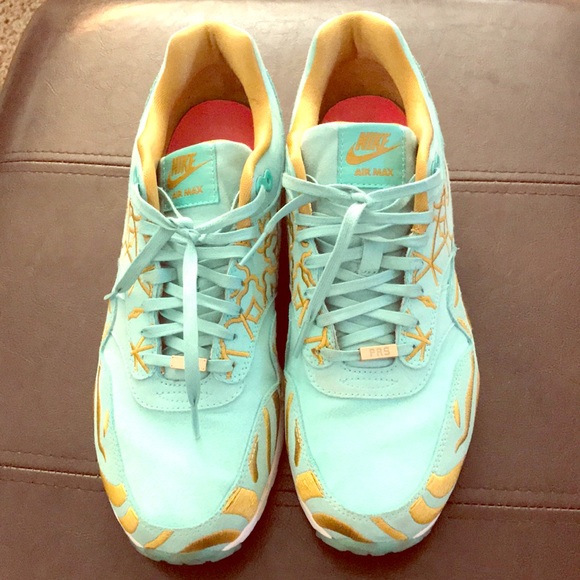 Nike Shoes - Nike Air Max shoes