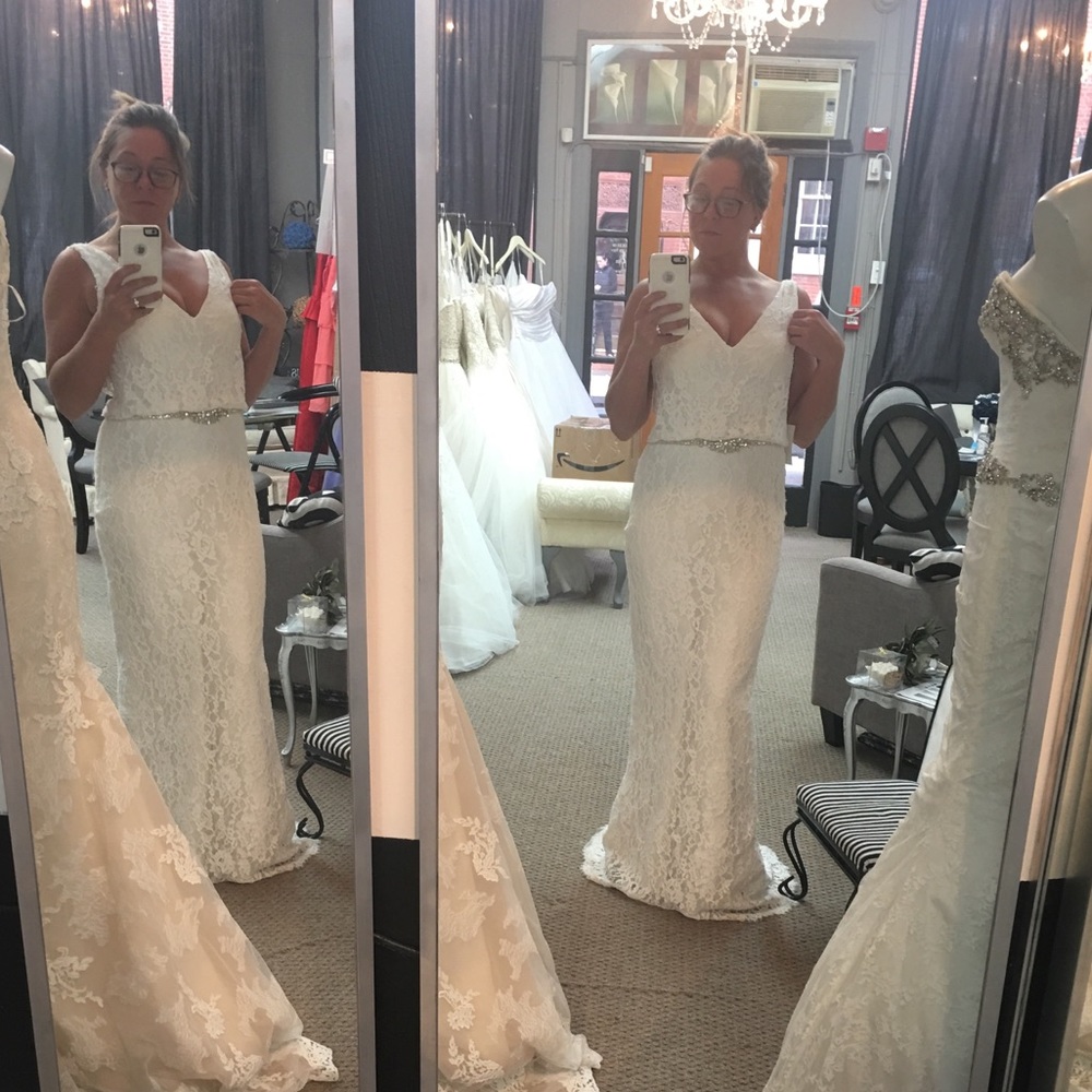Pronovias “PRESLIE” Bridal Gown