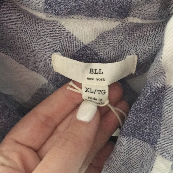 BILL xl plaid short sleeve top - Picture 3 of 3