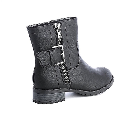 Distressed Lug Sole Buckle Ankle Combat Booties - Picture 3 of 4