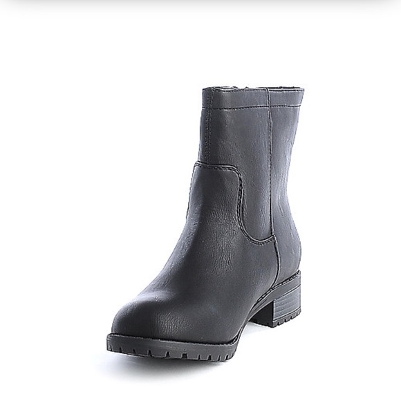 Distressed Lug Sole Buckle Ankle Combat Booties - Picture 4 of 4