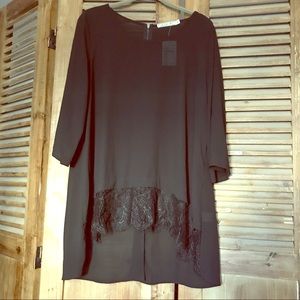 Chloe K Sheer 3/4 sleeve top