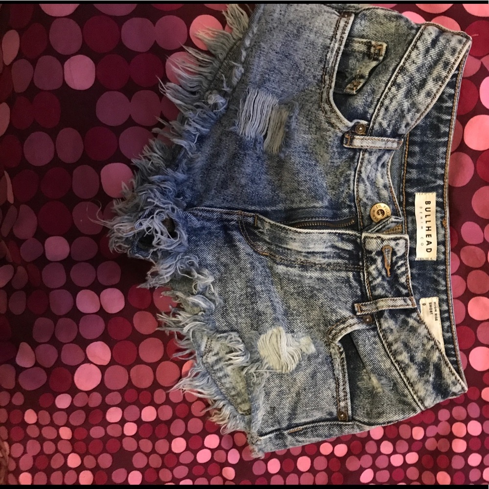 Bullhead “pacsun” shorts