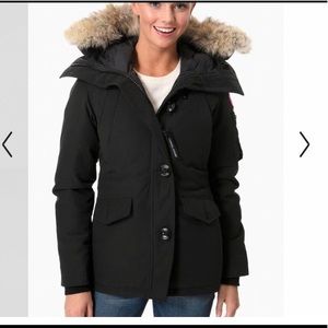 Canada Goose Montebello Parka. Size:M Color: Black