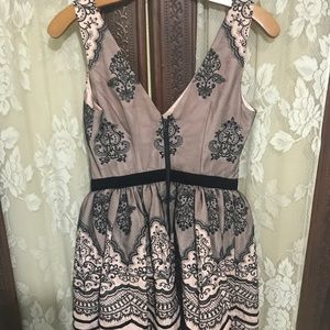 Bebe formal dress light blush and black lace Small